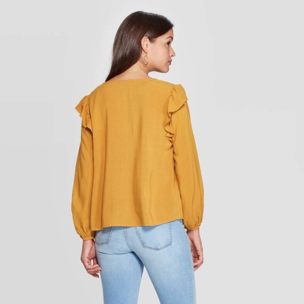 Universal Thread - V-Neck Top - Ruffled - Long Sleeve - Size Small - Yellow - Picture 2 of 7